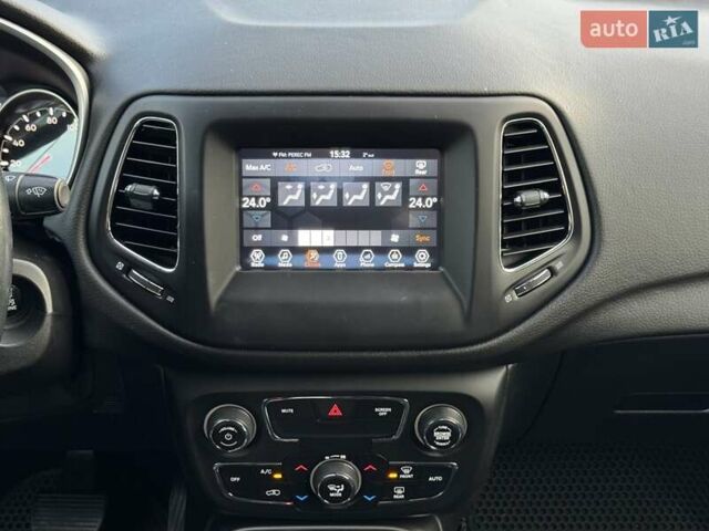 Коричневий Джип Compass, об'ємом двигуна 2.4 л та пробігом 101 тис. км за 13300 $, фото 13 на Automoto.ua