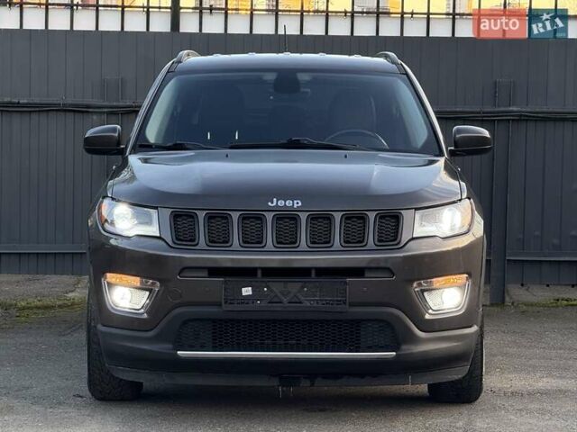 Коричневий Джип Compass, об'ємом двигуна 2.4 л та пробігом 101 тис. км за 13300 $, фото 1 на Automoto.ua