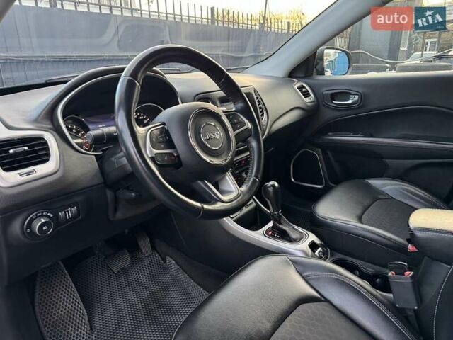 Коричневий Джип Compass, об'ємом двигуна 2.4 л та пробігом 101 тис. км за 13300 $, фото 9 на Automoto.ua