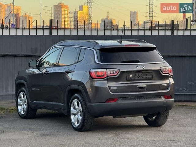 Коричневий Джип Compass, об'ємом двигуна 2.4 л та пробігом 101 тис. км за 13300 $, фото 5 на Automoto.ua