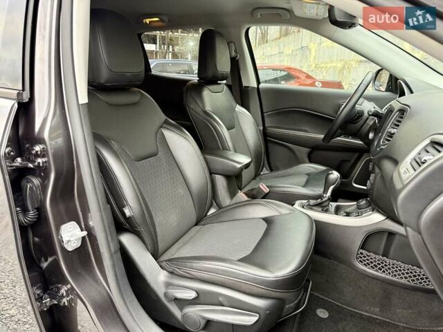 Коричневый Джип Компас, объемом двигателя 2.36 л и пробегом 115 тыс. км за 15000 $, фото 10 на Automoto.ua