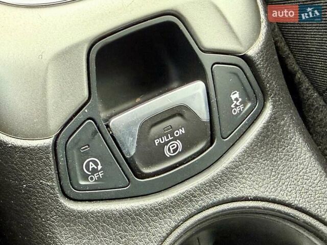 Коричневый Джип Компас, объемом двигателя 2.36 л и пробегом 115 тыс. км за 15000 $, фото 21 на Automoto.ua