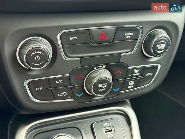 Коричневый Джип Компас, объемом двигателя 2.36 л и пробегом 115 тыс. км за 15000 $, фото 18 на Automoto.ua