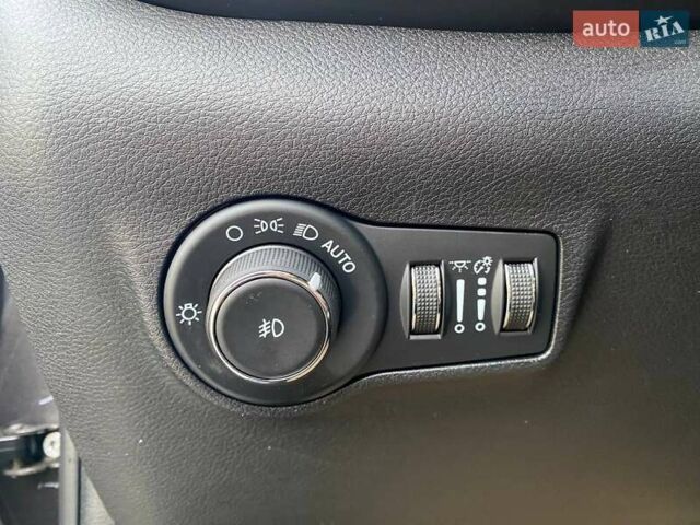 Коричневий Джип Compass, об'ємом двигуна 2 л та пробігом 39 тис. км за 23300 $, фото 11 на Automoto.ua