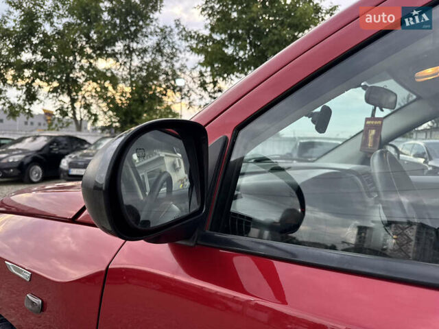 Червоний Джип Compass, об'ємом двигуна 2 л та пробігом 214 тис. км за 7950 $, фото 25 на Automoto.ua