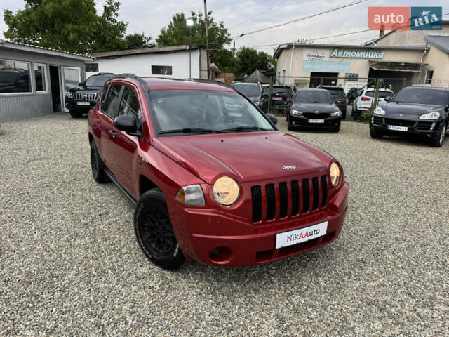 Червоний Джип Compass, об'ємом двигуна 2 л та пробігом 214 тис. км за 7950 $, фото 2 на Automoto.ua