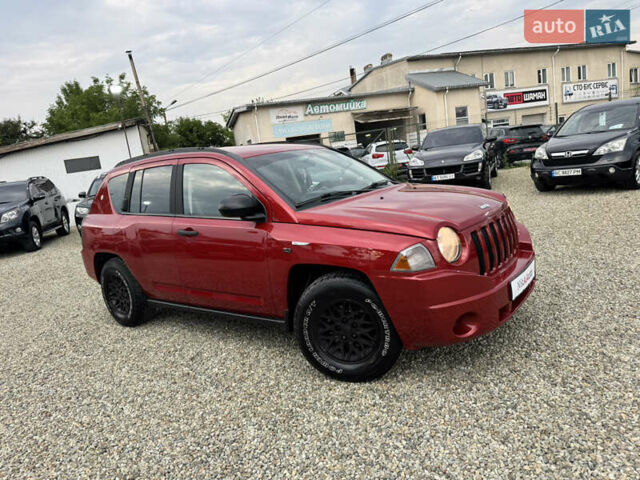 Червоний Джип Compass, об'ємом двигуна 2 л та пробігом 214 тис. км за 7950 $, фото 1 на Automoto.ua