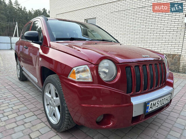 Красный Джип Компас, объемом двигателя 2.36 л и пробегом 90 тыс. км за 9800 $, фото 1 на Automoto.ua