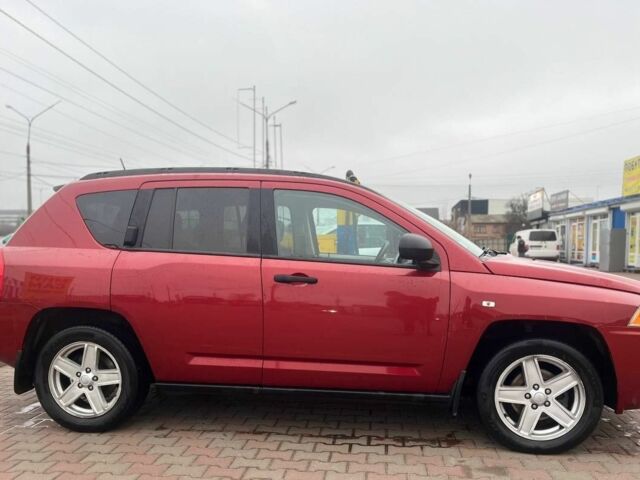 Красный Джип Компас, объемом двигателя 2 л и пробегом 282 тыс. км за 3999 $, фото 2 на Automoto.ua