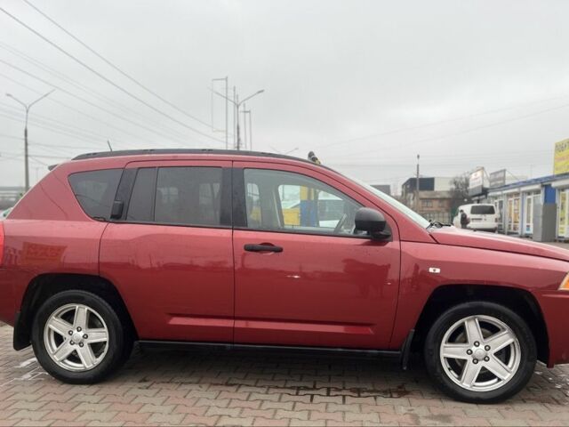 Червоний Джип Compass, об'ємом двигуна 2 л та пробігом 282 тис. км за 4450 $, фото 2 на Automoto.ua