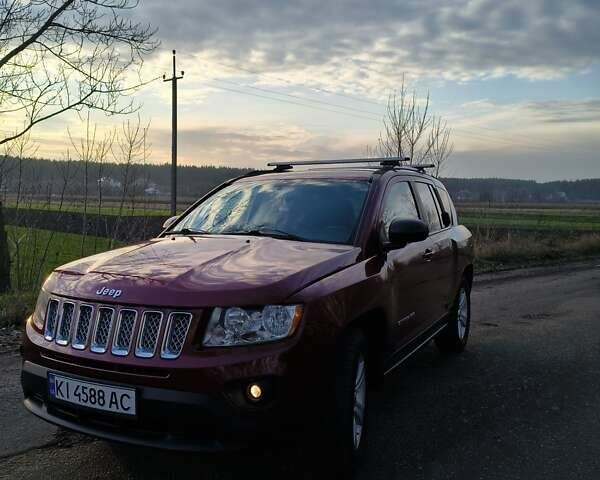 Червоний Джип Compass, об'ємом двигуна 2.36 л та пробігом 325 тис. км за 8600 $, фото 7 на Automoto.ua