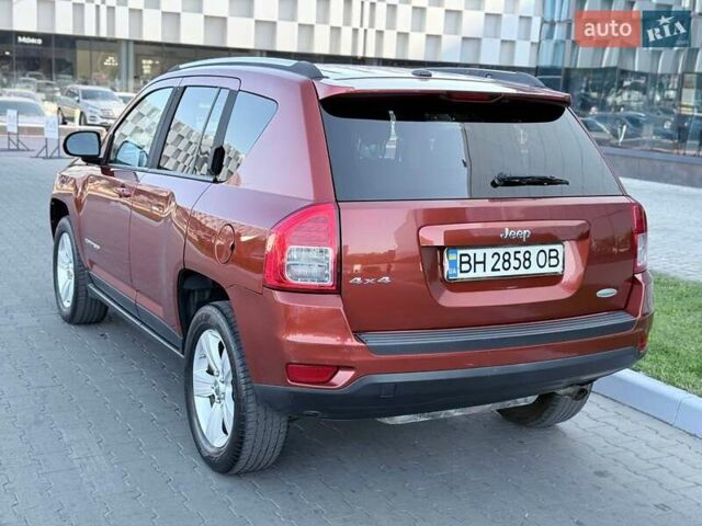 Красный Джип Компас, объемом двигателя 2.4 л и пробегом 130 тыс. км за 8999 $, фото 3 на Automoto.ua