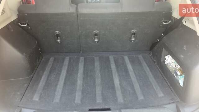 Красный Джип Компас, объемом двигателя 2.36 л и пробегом 300 тыс. км за 6900 $, фото 14 на Automoto.ua