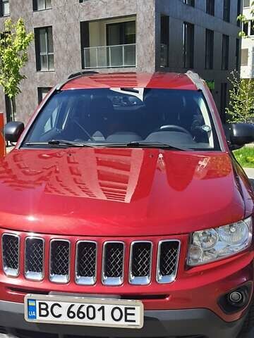 Красный Джип Компас, объемом двигателя 2.36 л и пробегом 300 тыс. км за 6900 $, фото 2 на Automoto.ua