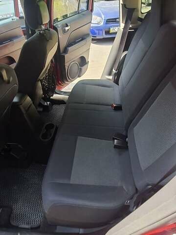 Красный Джип Компас, объемом двигателя 2.36 л и пробегом 300 тыс. км за 6900 $, фото 13 на Automoto.ua