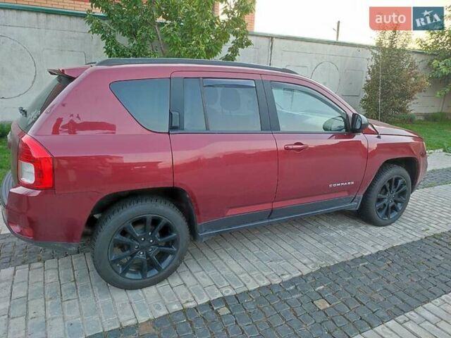 Червоний Джип Compass, об'ємом двигуна 2 л та пробігом 178 тис. км за 8000 $, фото 4 на Automoto.ua