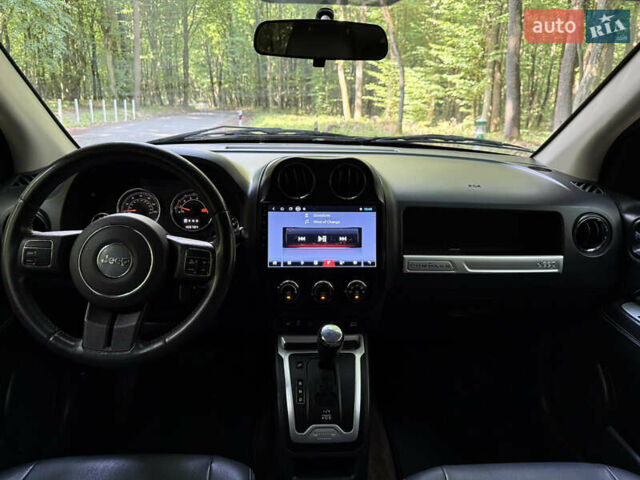 Джип Компас 2013 в Луцке на Automoto.ua Красный Джип Компас, объемом двигателя 2.36 л и пробегом 176 тыс. км за 10200 $, фото 17 на Automoto.ua