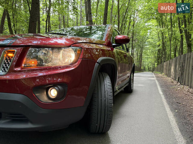 Джип Компас 2013 в Луцке на Automoto.ua Красный Джип Компас, объемом двигателя 2.36 л и пробегом 176 тыс. км за 10200 $, фото 21 на Automoto.ua