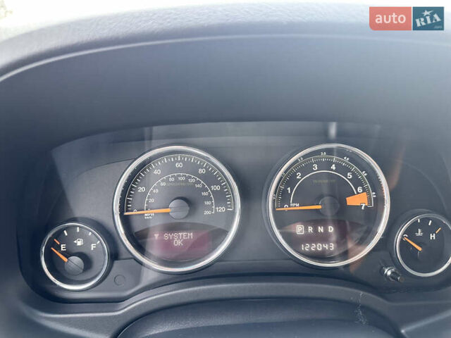 Красный Джип Компас, объемом двигателя 2.36 л и пробегом 195 тыс. км за 11000 $, фото 7 на Automoto.ua