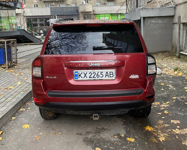 Джип Compass 2013 у Харкові на Automoto.ua Червоний Джип Compass, об'ємом двигуна 2.36 л та пробігом 209 тис. км за 8150 $, фото 2 на Automoto.ua