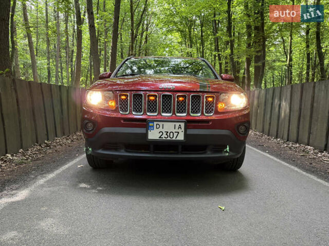 Джип Компас 2013 в Луцке на Automoto.ua Красный Джип Компас, объемом двигателя 2.36 л и пробегом 176 тыс. км за 10200 $, фото 19 на Automoto.ua