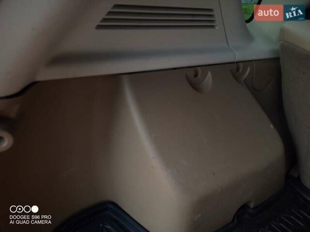 Красный Джип Компас, объемом двигателя 2.36 л и пробегом 256 тыс. км за 9800 $, фото 10 на Automoto.ua