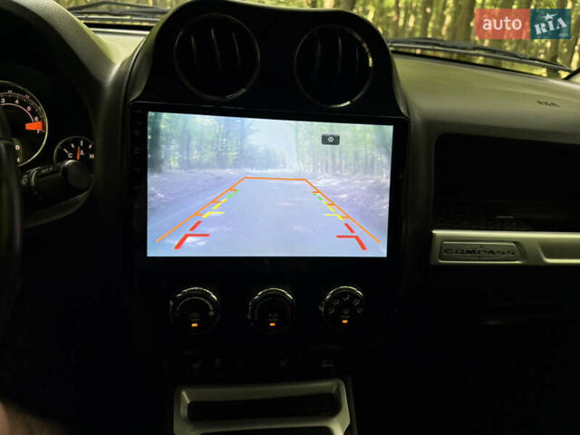 Джип Компас 2013 в Луцке на Automoto.ua Красный Джип Компас, объемом двигателя 2.36 л и пробегом 176 тыс. км за 10200 $, фото 14 на Automoto.ua