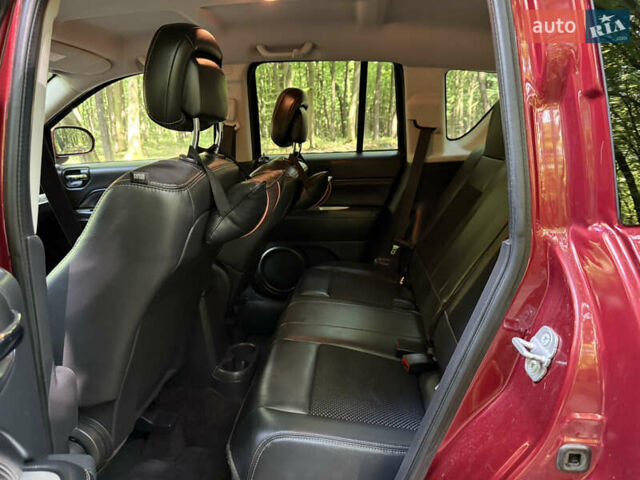 Джип Компас 2013 в Луцке на Automoto.ua Красный Джип Компас, объемом двигателя 2.36 л и пробегом 176 тыс. км за 10200 $, фото 10 на Automoto.ua
