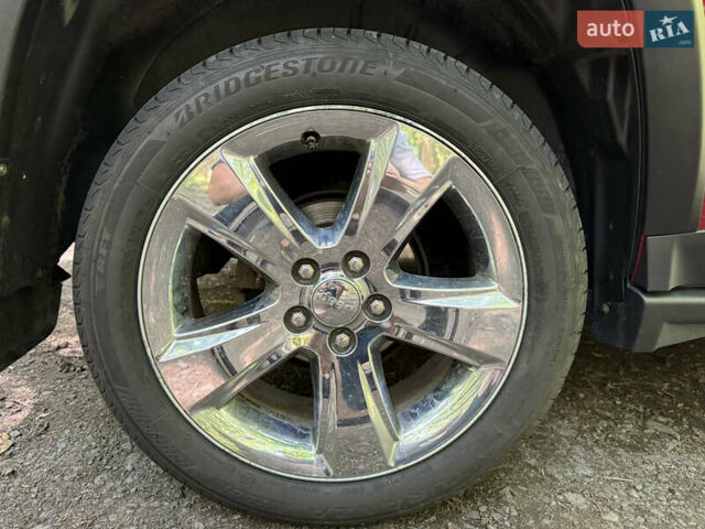 Джип Компас 2013 в Луцке на Automoto.ua Красный Джип Компас, объемом двигателя 2.36 л и пробегом 176 тыс. км за 10200 $, фото 5 на Automoto.ua