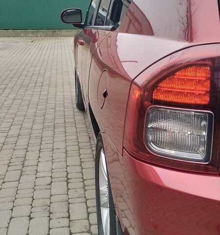 Червоний Джип Compass, об'ємом двигуна 2.36 л та пробігом 277 тис. км за 9800 $, фото 6 на Automoto.ua