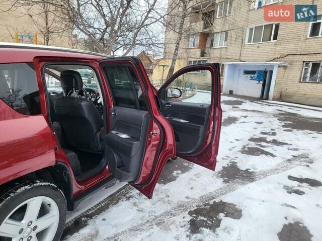 Красный Джип Компас, объемом двигателя 2 л и пробегом 75 тыс. км за 11200 $, фото 8 на Automoto.ua