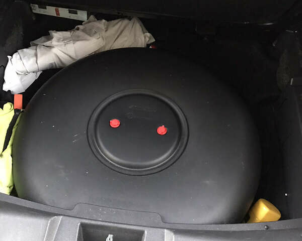 Красный Джип Компас, объемом двигателя 2.4 л и пробегом 195 тыс. км за 9500 $, фото 9 на Automoto.ua