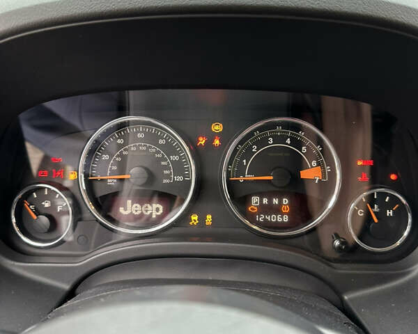 Джип Компас 2014 в Львове на Automoto.ua Красный Джип Компас, объемом двигателя 2.4 л и пробегом 199 тыс. км за 10900 $, фото 18 на Automoto.ua