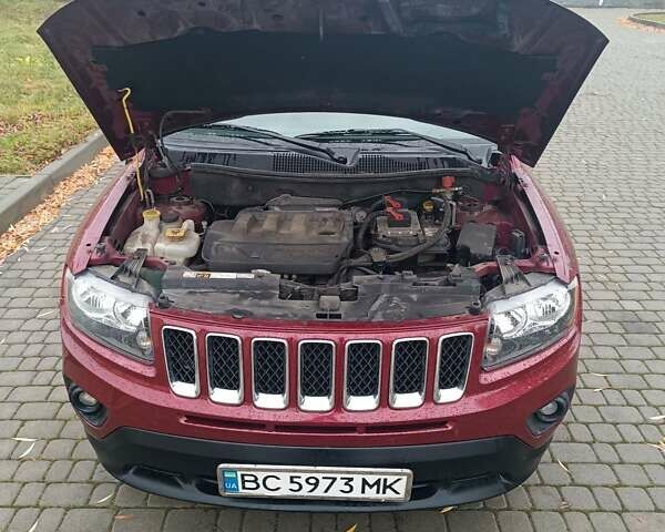 Красный Джип Компас, объемом двигателя 2.36 л и пробегом 140 тыс. км за 8900 $, фото 10 на Automoto.ua