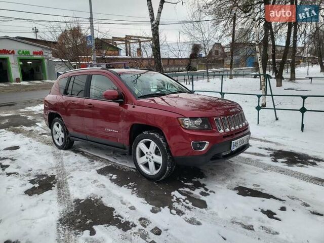 Красный Джип Компас, объемом двигателя 2 л и пробегом 75 тыс. км за 11200 $, фото 2 на Automoto.ua