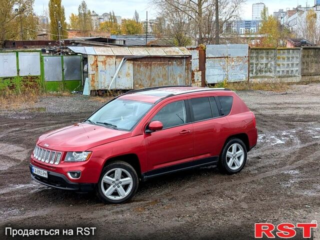 Джип Компас 2014 в Киеве на Automoto.ua Красный Джип Компас, объемом двигателя 2 л и пробегом 210 тыс. км за 9700 $, фото 9 на Automoto.ua