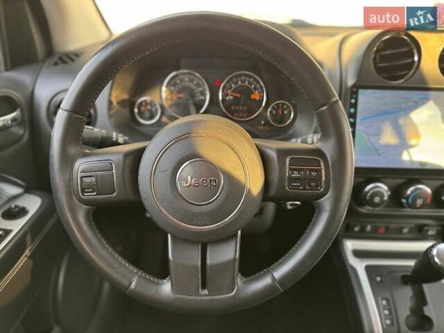 Красный Джип Компас, объемом двигателя 2.36 л и пробегом 130 тыс. км за 9900 $, фото 16 на Automoto.ua