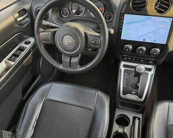 Красный Джип Компас, объемом двигателя 2.36 л и пробегом 130 тыс. км за 9900 $, фото 24 на Automoto.ua