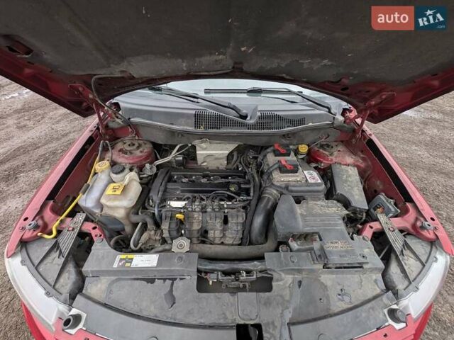 Джип Compass 2014 у Києві на Automoto.ua Червоний Джип Compass, об'ємом двигуна 2 л та пробігом 202 тис. км за 9999 $, фото 7 на Automoto.ua