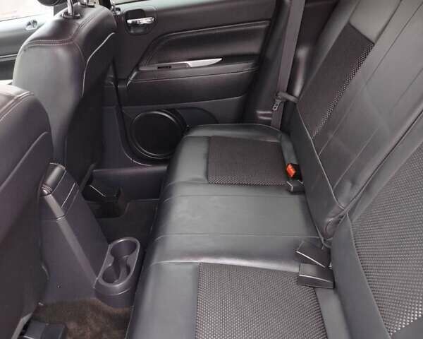 Красный Джип Компас, объемом двигателя 2.4 л и пробегом 170 тыс. км за 9800 $, фото 16 на Automoto.ua