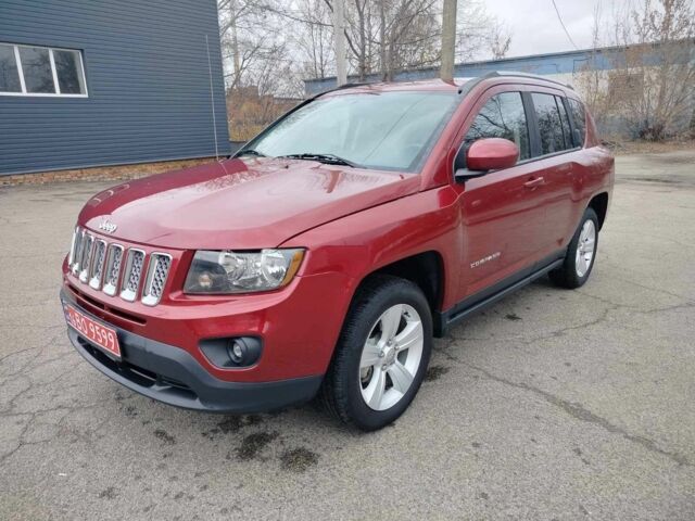 Червоний Джип Compass, об'ємом двигуна 0 л та пробігом 172 тис. км за 9800 $, фото 2 на Automoto.ua