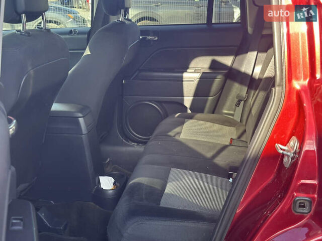Червоний Джип Compass, об'ємом двигуна 2.36 л та пробігом 125 тис. км за 9200 $, фото 8 на Automoto.ua