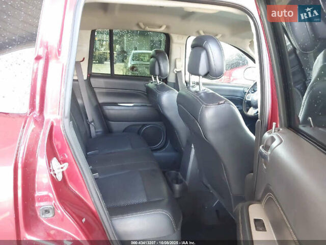 Червоний Джип Compass, об'ємом двигуна 2.4 л та пробігом 178 тис. км за 750 $, фото 6 на Automoto.ua