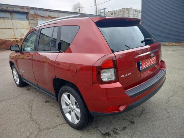 Червоний Джип Compass, об'ємом двигуна 0 л та пробігом 172 тис. км за 9800 $, фото 5 на Automoto.ua