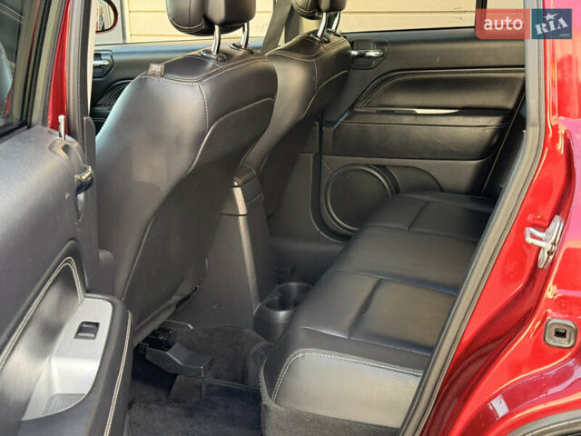 Червоний Джип Compass, об'ємом двигуна 2.36 л та пробігом 140 тис. км за 11400 $, фото 9 на Automoto.ua