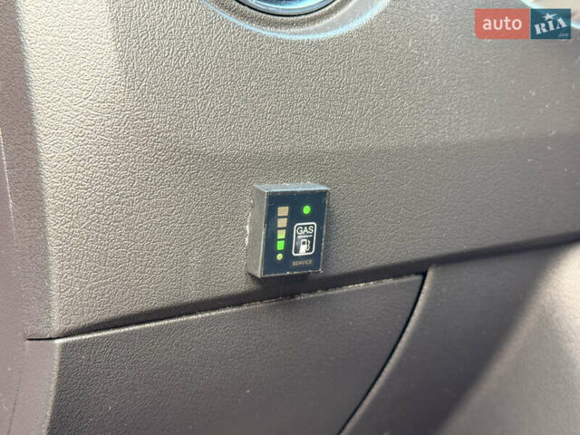 Червоний Джип Compass, об'ємом двигуна 2.36 л та пробігом 140 тис. км за 11400 $, фото 18 на Automoto.ua