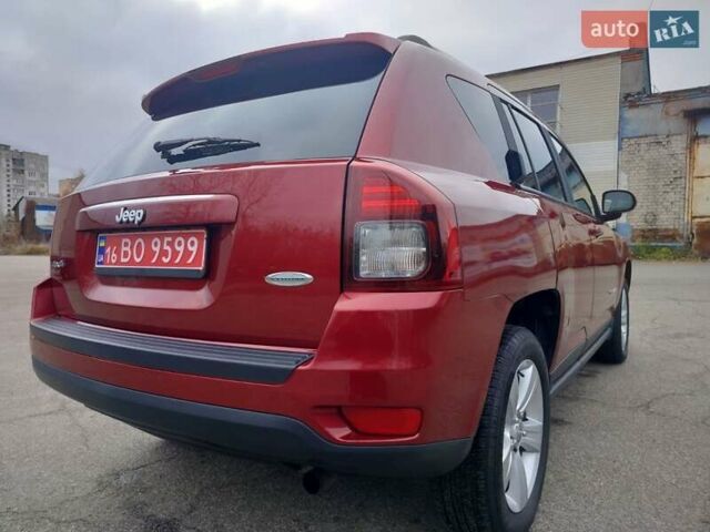 Красный Джип Компас, объемом двигателя 2.36 л и пробегом 172 тыс. км за 9800 $, фото 2 на Automoto.ua