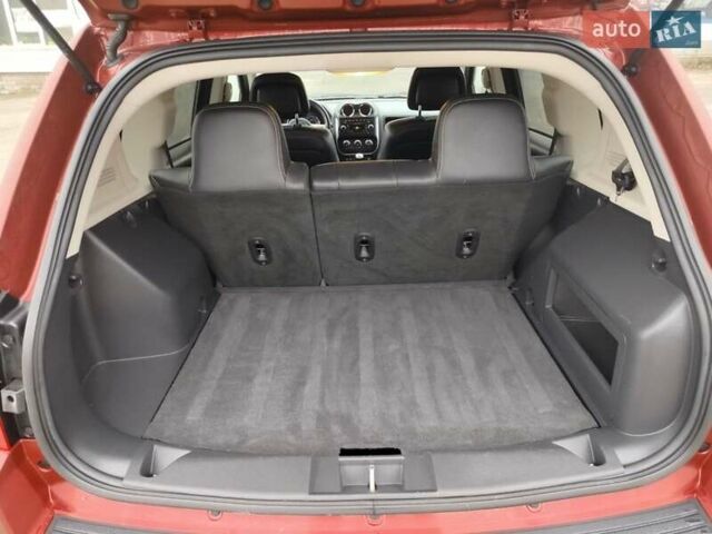 Червоний Джип Compass, об'ємом двигуна 2.4 л та пробігом 172 тис. км за 9450 $, фото 49 на Automoto.ua