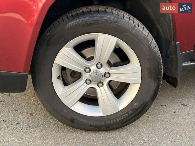 Червоний Джип Compass, об'ємом двигуна 2.36 л та пробігом 140 тис. км за 11400 $, фото 21 на Automoto.ua