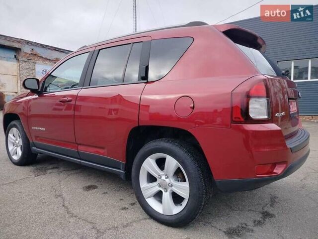 Червоний Джип Compass, об'ємом двигуна 2.4 л та пробігом 172 тис. км за 9450 $, фото 3 на Automoto.ua